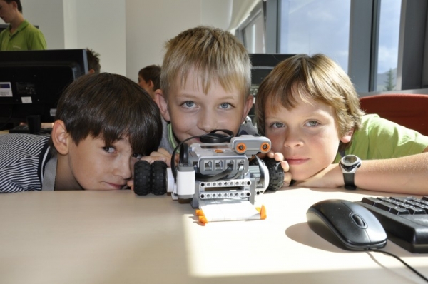 robocamp.jpg robocamp.jpg