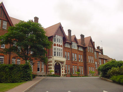 Caterham-School.jpg Caterham-School.jpg