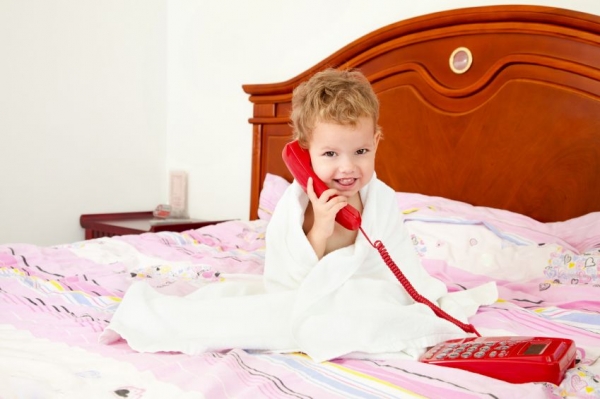 iStock_000014095904SmallFAMILYROOM.jpg