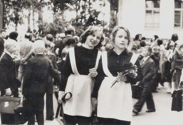 sister4.jpg